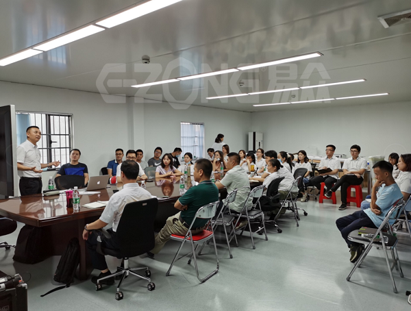 潔凈室_醫(yī)院凈化工程_無(wú)塵車間_廣州市易眾鋁業(yè)有限公司